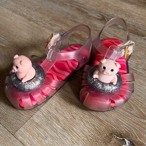 Mini Melissa sandals with pigs for toddler